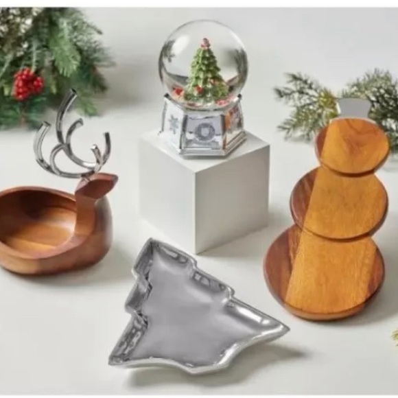 Nambe Holiday Christmas Tree Shaped Candy Dish, Metal Alloy, 9 Inch - Silver